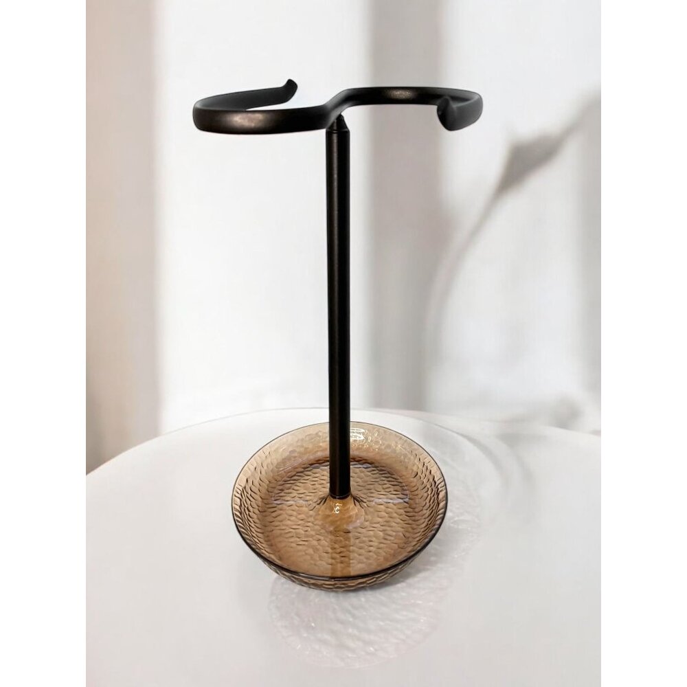 Steel Fingertip Towel Rack Stand with Tray